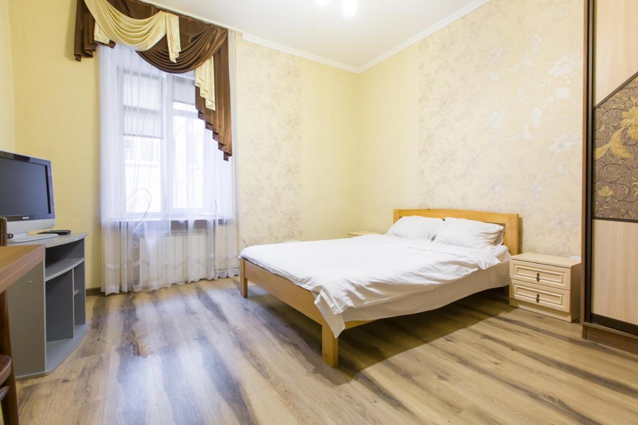 Квартира Подобово Біля Площі Ринок Вулиця Староєврейська 17 Lwów Zewnętrze zdjęcie