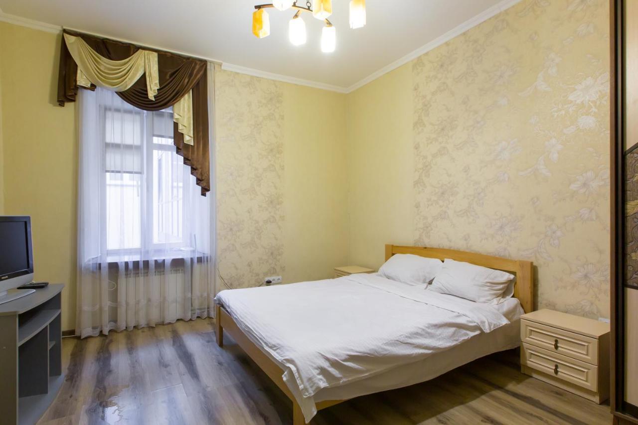 Квартира Подобово Біля Площі Ринок Вулиця Староєврейська 17 Lwów Zewnętrze zdjęcie
