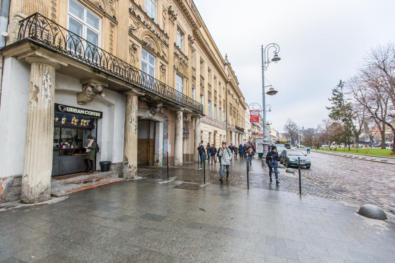 Квартира Подобово Біля Площі Ринок Вулиця Староєврейська 17 Lwów Zewnętrze zdjęcie